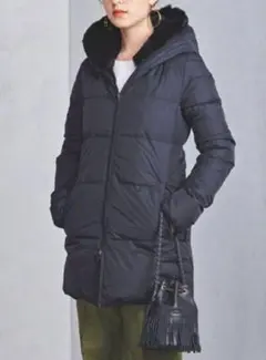 DUVETICA ARWEN 黒　レッキンスラビット　ファー　フードのみ