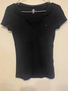 トミーヒルフィガー Vネック Tシャツ ブラック