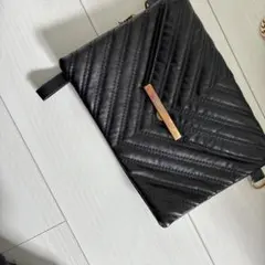 ブラックキルティングクラッチバッグ