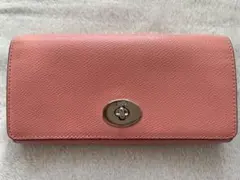 COACHピンク ショルダー財布 チェーンストラップ付き