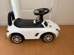 Mercedes Benz SLS AMG 足けり乗用玩具のサムネイル
