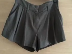 ダークブラウン ニット