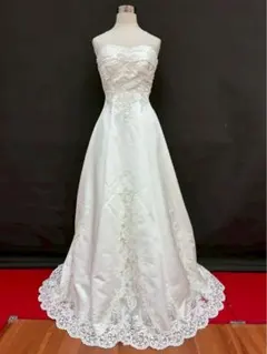 特別セール T-401-81 中古ウエディングドレス☆オフホワイト⭐︎9TF 