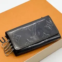 ルイヴィトン ミュルティクレ 4 モノグラム ヴェルニ キーケース リラ