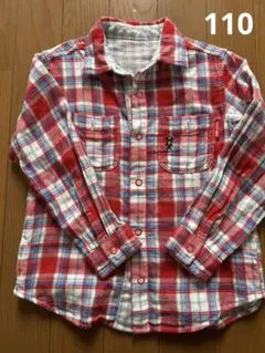赤と白のチェック柄長袖シャツ　110