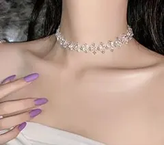 花モチーフチョーカーネックレス