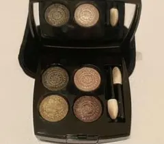 シャネル レ キャトル オンブル ルミエール エ オピュロンス 342