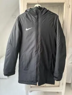 Nike ベンチコート Sサイズ 黒
