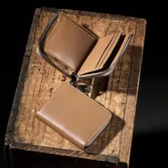 COCOMEISTER クリスペルカーフ コンパクトウォレット シャルトープのサムネイル