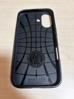 Spigen iPhone16用ケース ブラックのサムネイル
