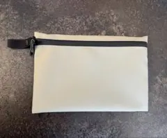 Item thumbnail for item f3a32f2f-2013-4737-b5e7-a5062803d309