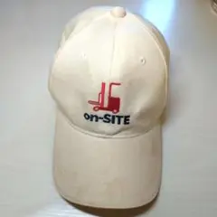 on-SITE フォークリフト ロゴ キャップ
