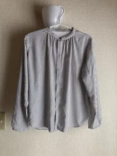 ギャザー メタルボタン　ブラウス　A DAY IN THE LIFE