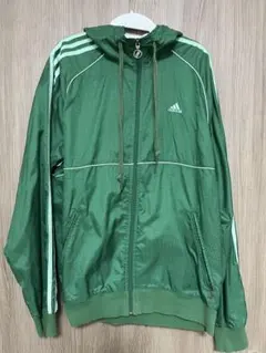 adidas 緑 ナイロンジャケット　フード付き