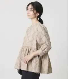 UNITED ARROWS 新作 新品未使用 エンブロイダリー フリル トップス