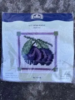 DMC 刺繍キット PLUMS プラム ハーフクロス