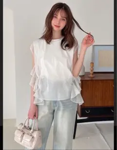 チュールフリルフレンチスリーブトップス　グレイル　GRL