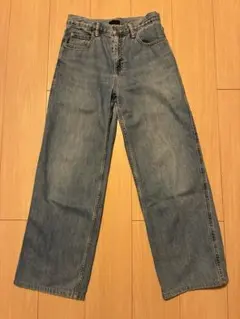 UNIQLO レディース　ワイドストレートジーンズ