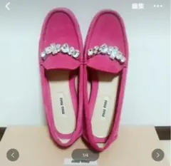 MIU MIU ビジュー付き モカシンシューズ