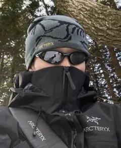 ARC'TERYX BIRD ヘッドトーク　ビーニー帽子のサムネイル