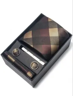 【新品未使用】ネクタイ 4点セット チェック ブラウン ゴールド 箱付 ギフト