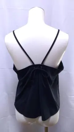 新品タグ付き　anySIS　オンワード　黒　キャミソール　UVカット　速乾