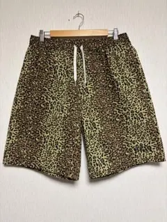 タグ付き新品　DC Shoes レオパード柄 総柄　ショートパンツ　Lのサムネイル