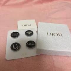 美品】Dior ロゴピアス シルバー ラウンド ミニ シンプル 人気 - メルカリ