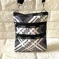 LeSportsac ショルダーバッグ モノトーンのサムネイル