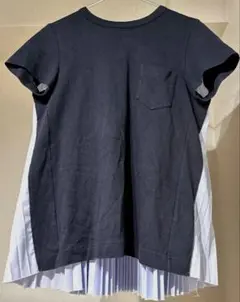 sacai バッグプリーツTシャツ ネイビー　ブルーのサムネイル