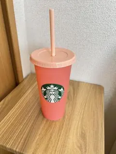 スターバックス　カラーチェンジングリユーザブルコールドカップ　ピンク　591ml