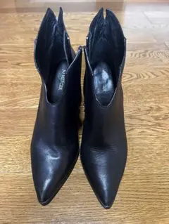 Item thumbnail for item c3e74f20-0fde-40a3-b6b6-cf6846baeefc