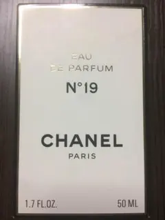 期間限定値下げ！シャネル Chanel N°19