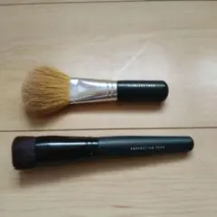 베어미네랄 플로리스 페이스 퍼펙팅 페이스 브러쉬