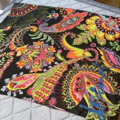バングラデシュ刺繍ノクシカタ刺繍アーロン タペストリー テーブル