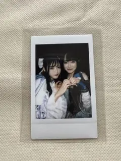 Merry BAD TUNE. 夜光性アミューズ チェキ 久留あずさ 炎谷莉奈のサムネイル
