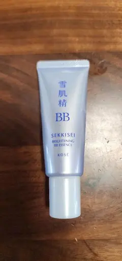 雪肌精 ブライト BBエッセンス 01 化粧下地のサムネイル
