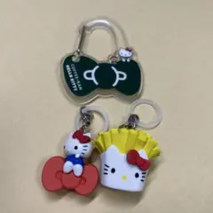 ハローキティ　アメリカンデザイン　めじるしアクセサリー　リボン　ポテト カラビナ