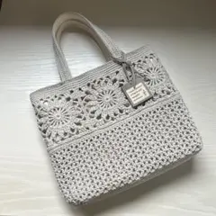 Item thumbnail for item 74ebb39f-96eb-451d-af64-638ec6244503