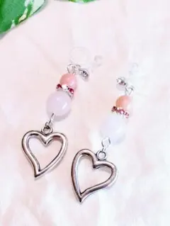 大人ガーリー系ピアス　クールハート