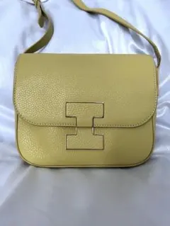 IACUCCI(イアクッチ) アバ ショルダーバッグ CERVO イエローのサムネイル