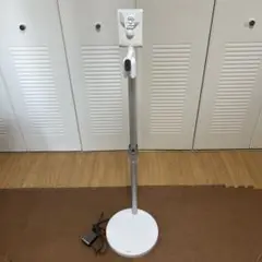 dyson　ダイソン　純正充電スタンド　ホワイト スティッククリーナー　ほぼ新品 dyson ダイソン 純正充電スタンド ホワイト スティック