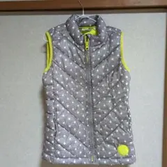 GAP KIDS グレー水玉キルティングベスト 130cm