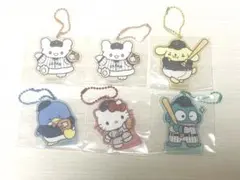 サンリオ くじ　侍ジャパン　ポムポムプリン キティ アクリルキーホルダー