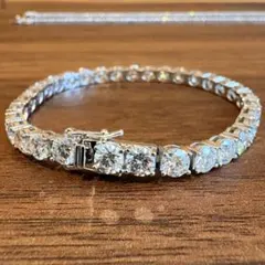 選ばれた人のブレスレット】10ct モアサナイト×S925テニスチェーン