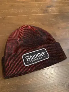 THUNDER TRUCKS BEANIE ニットキャップ ビーニー 黒赤