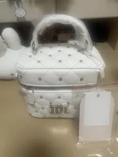 キルティングビジュースクエアミニバッグ　ホワイト　新品