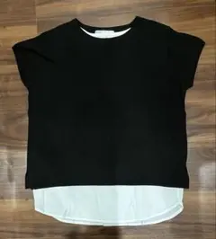 Ikka半袖Tシャツ ブラック ホワイト　Lサイズのサムネイル