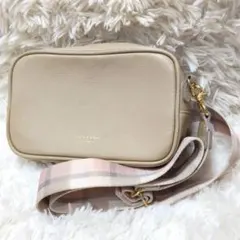 ブルーレーベルクレストブリッジ ショルダーバッグ 本革 CBチェック 極美品のサムネイル