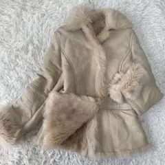 BALLSEY✨リアルムートン　羊革　ショート丈　比翼ボタン　人気色